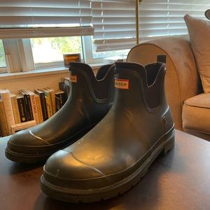 Hunter Chelsea Rain Boots (Navy)